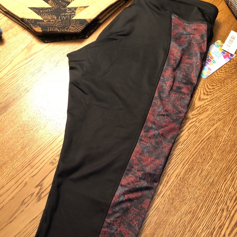 Lularoe jade work out capris